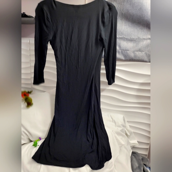 Guess Black mini dress, new no tags - Picture 4 of 6
